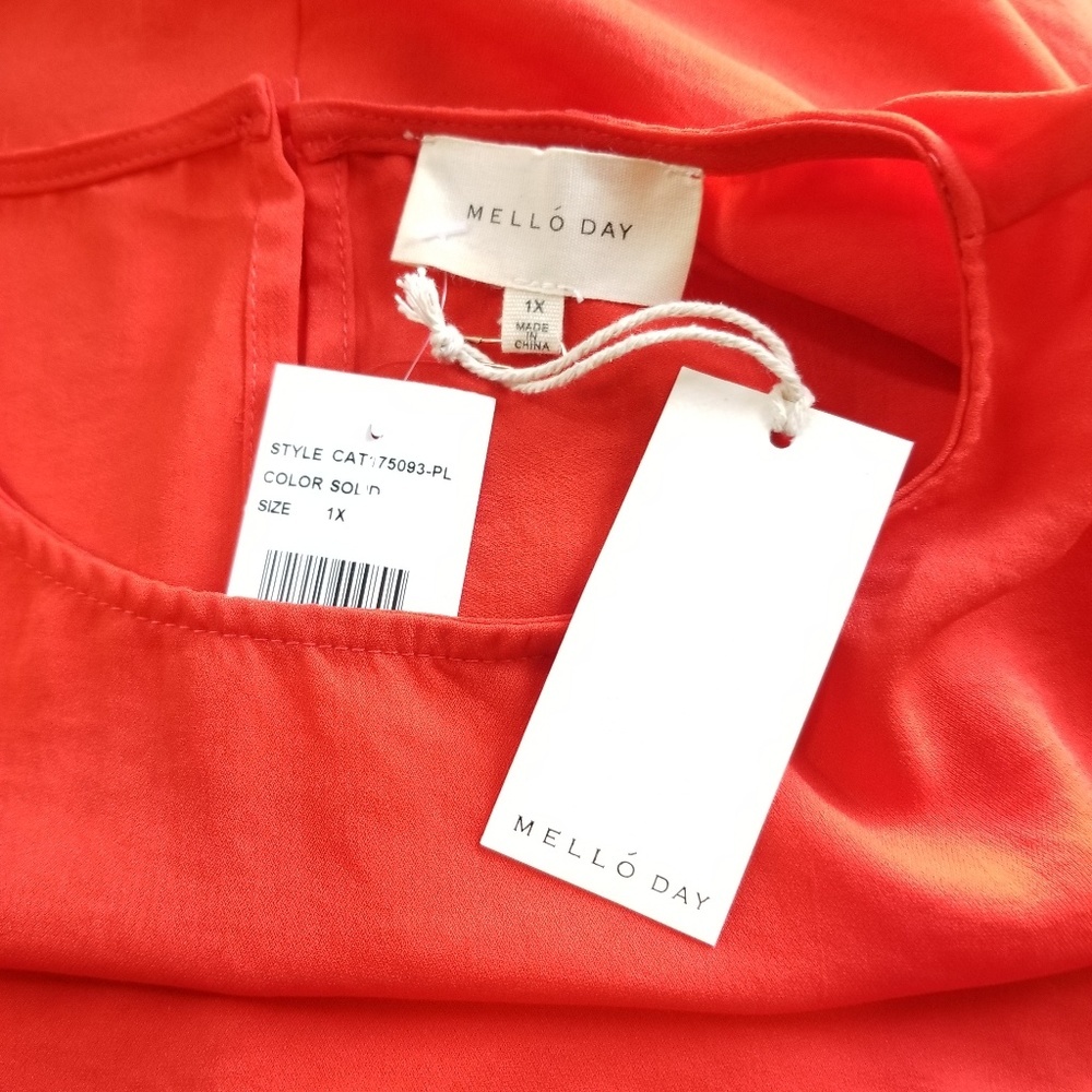 MELLODAY Cold Shoulder Red Top Plus Size - Picture 7 of 8